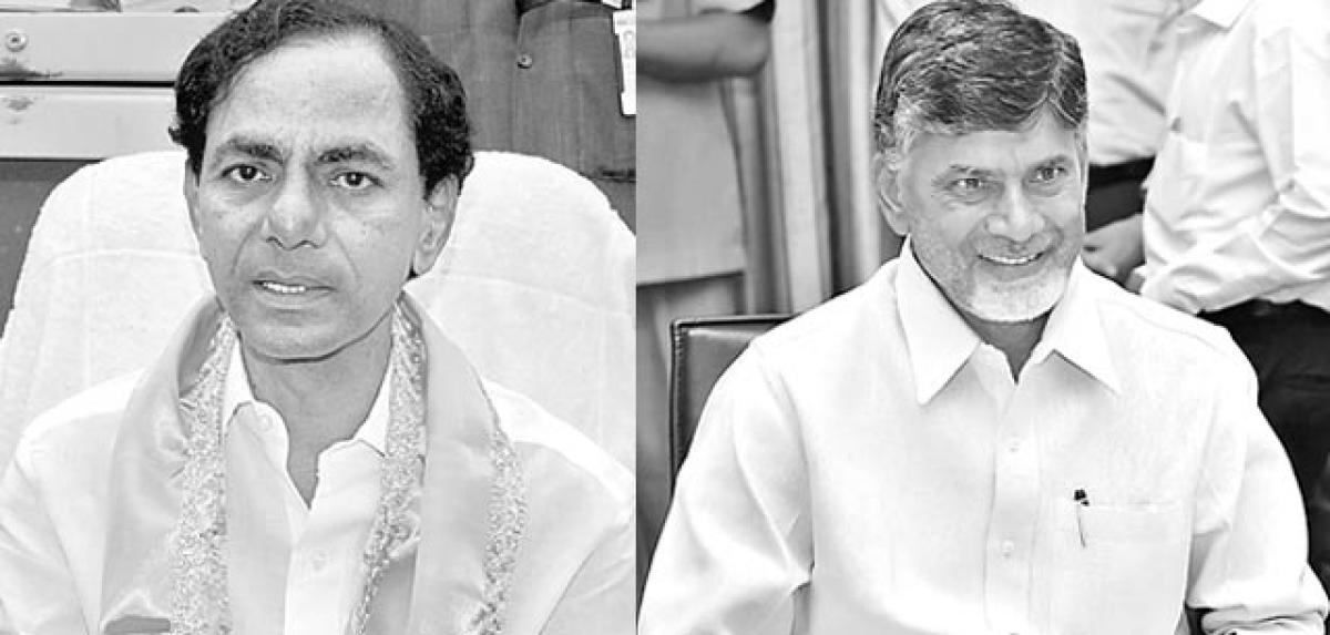 Water woes: Onus on KCR, Chandrababu Naidu