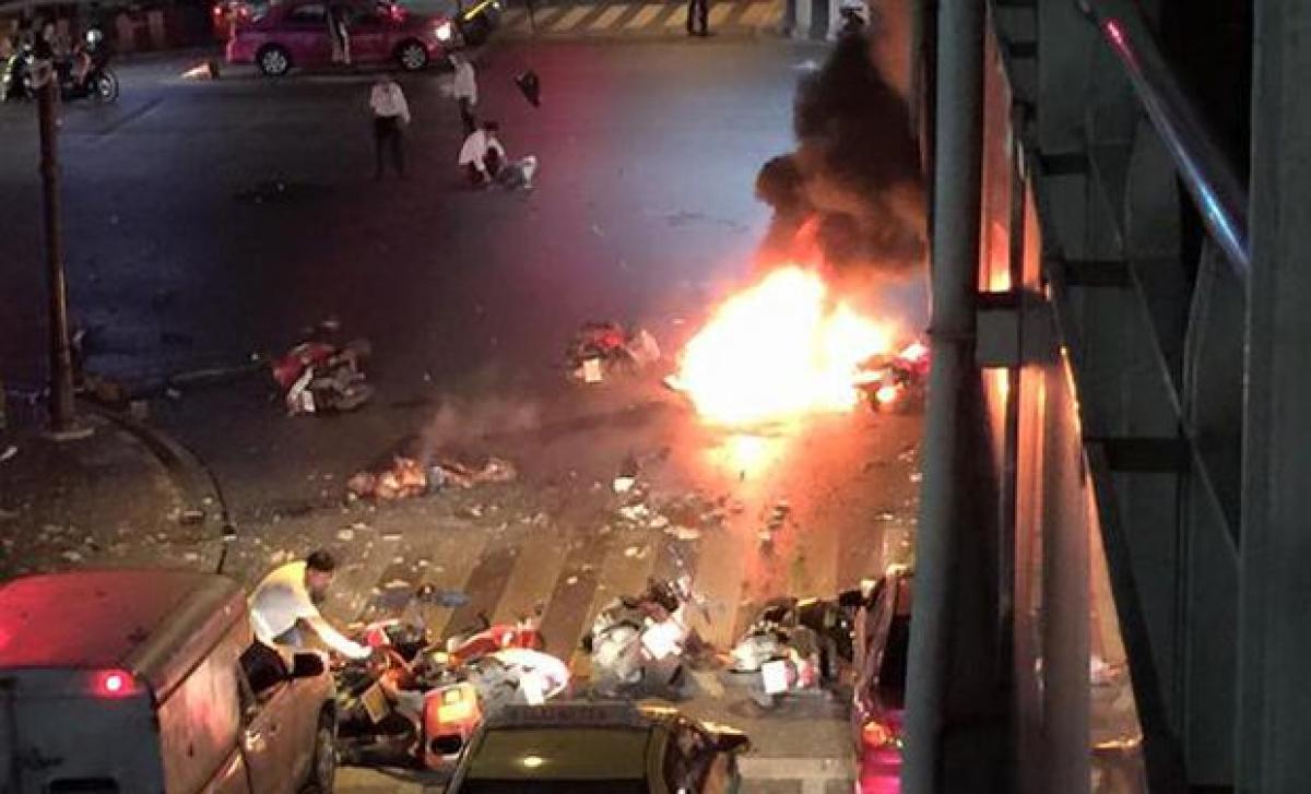 Bangkok blast: 27 die in rush-hour blast at shrine in city’s heart