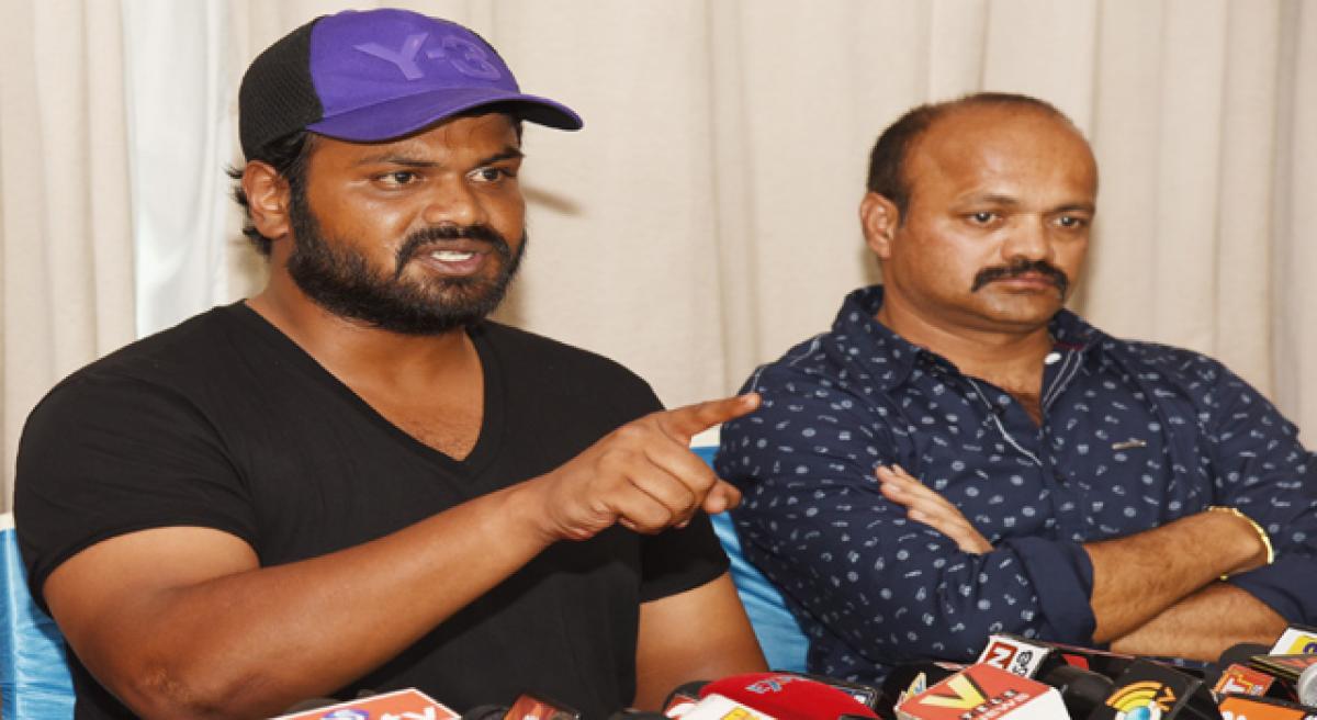 Manchu Manoj condemns attack on producer