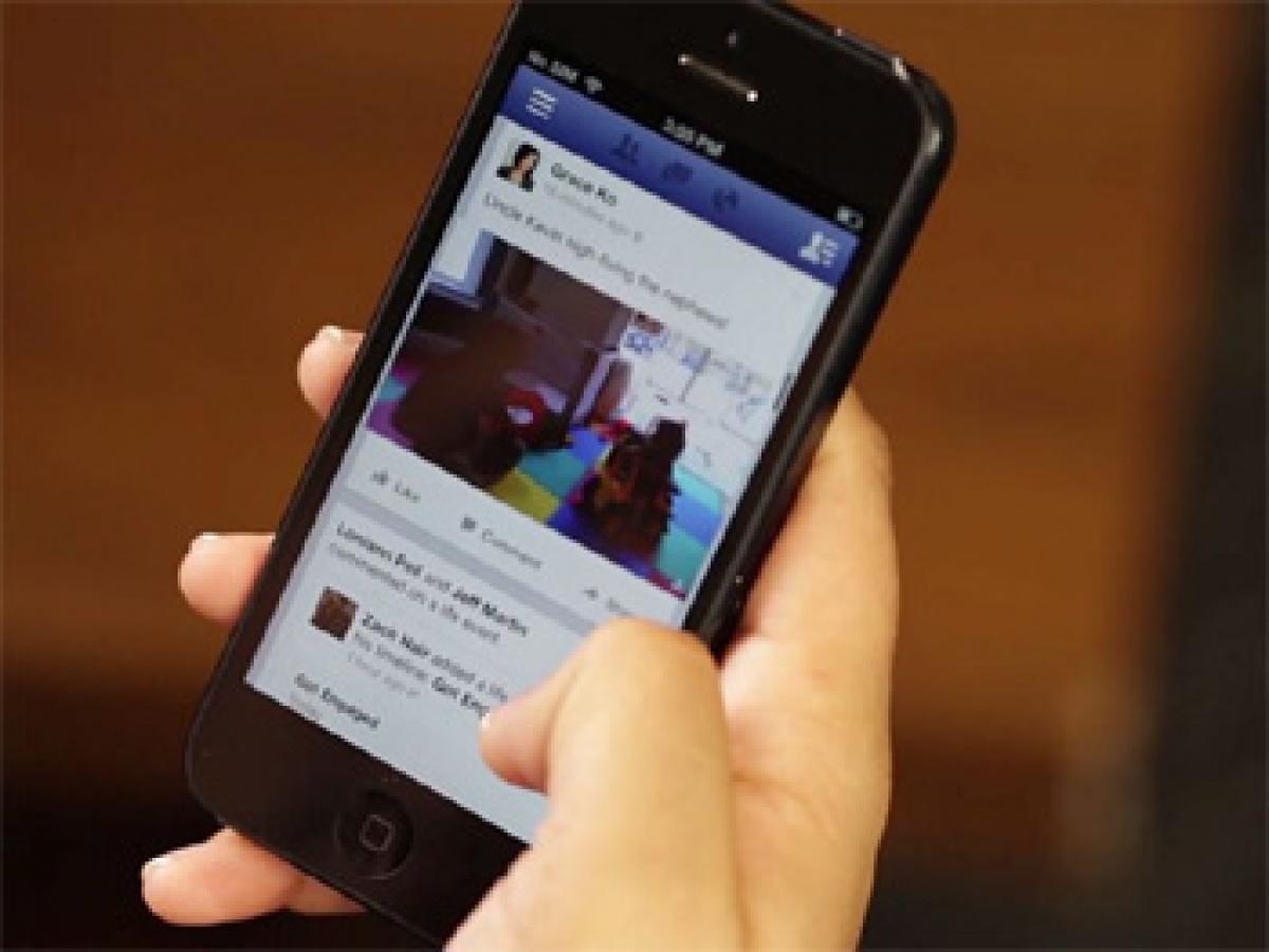 Facebook announces auto captioning, video updates