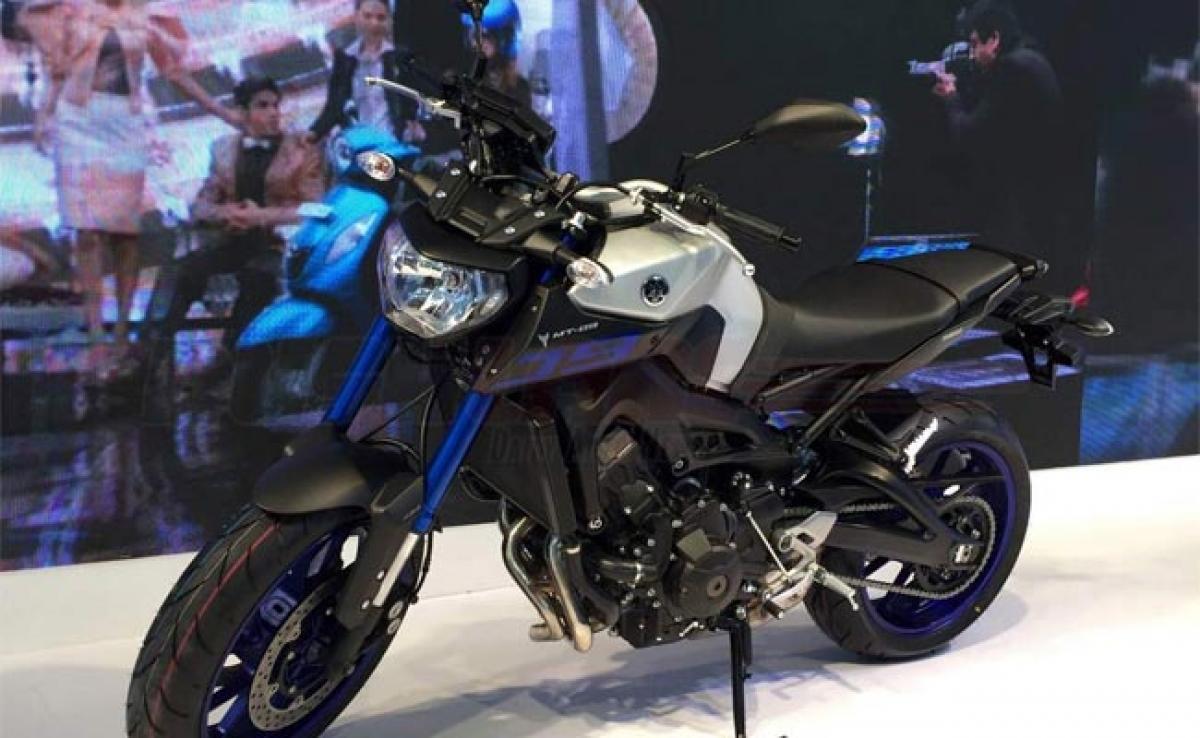 Yamaha MT-09 features mileage on Indian roads Auto Expo 2016