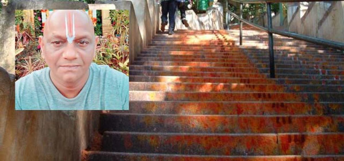 Balaji devotee climbs Tirupati to Tirumala by foot 108 times