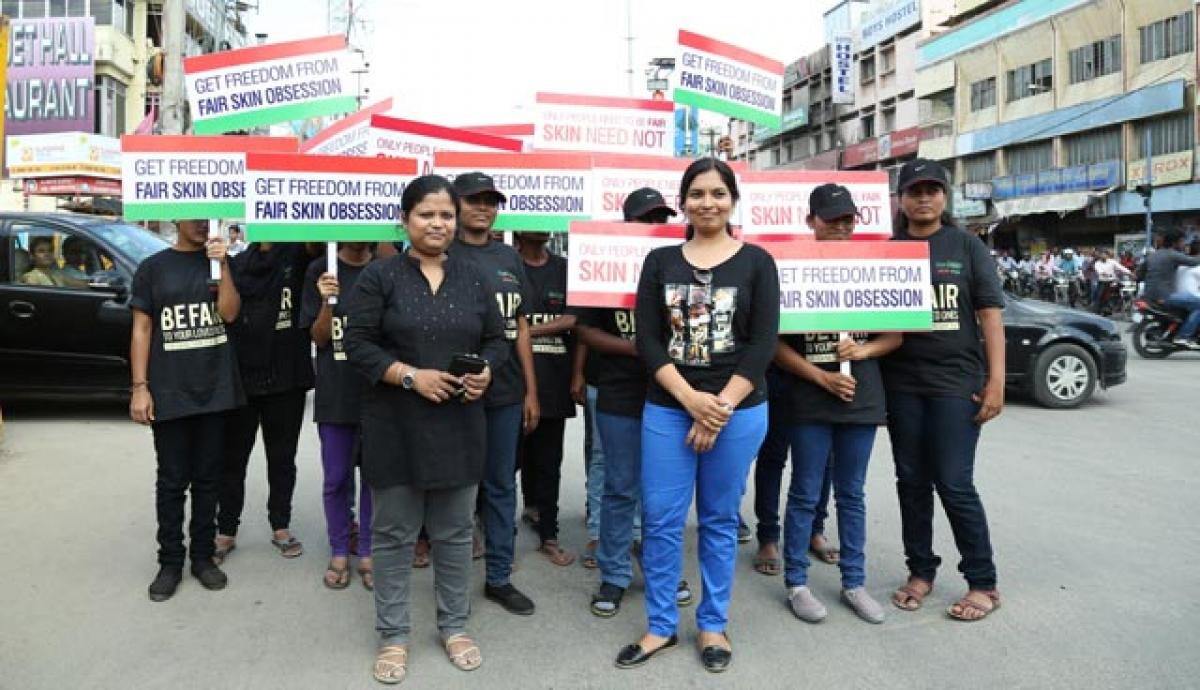 Silent flash mob for people to be free from fair skin obsession