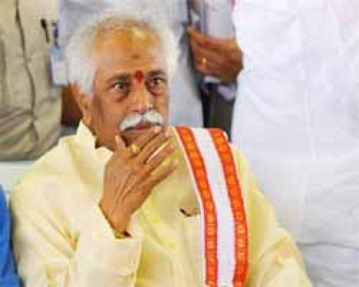 Bandaru Dattatreya: Ganesh immersion unites Hindus