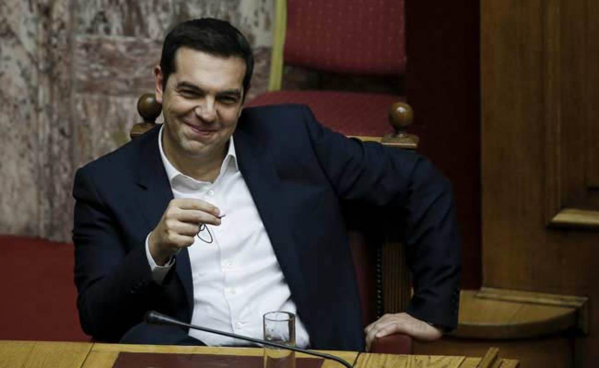 Greek Parliament Approves Austere Budget for 2016