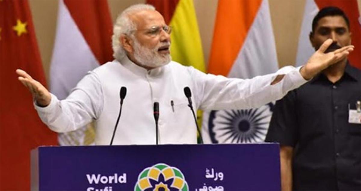 PM Modi welcomed with Bharat Mata Ki Jai at World Sufi Forum