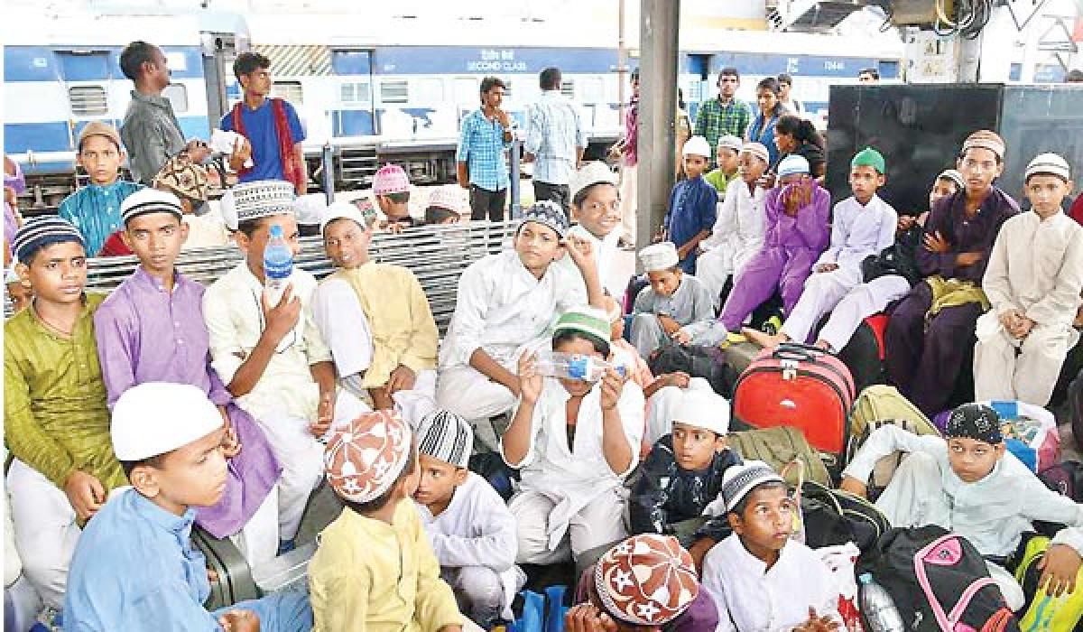 71 kids disembarked at Vizag Railway station