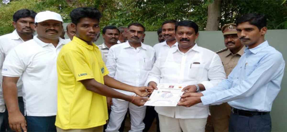 Chenchu tribal youth excel in archery