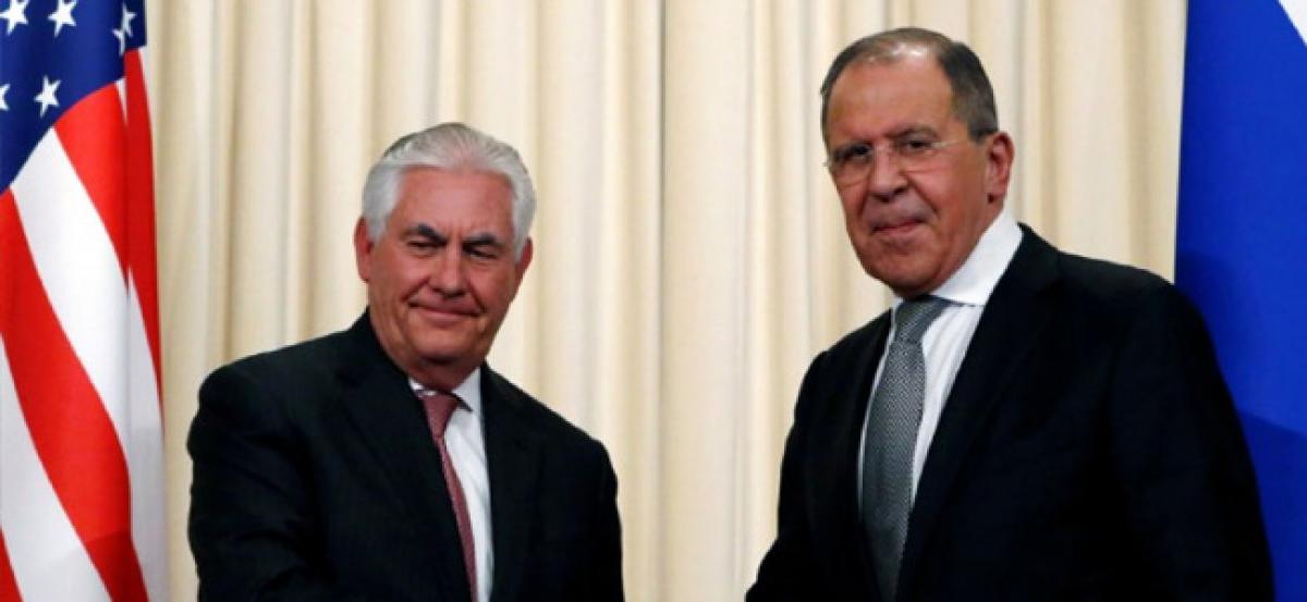 Tillerson, Lavrov discuss Syrian settlement by phone