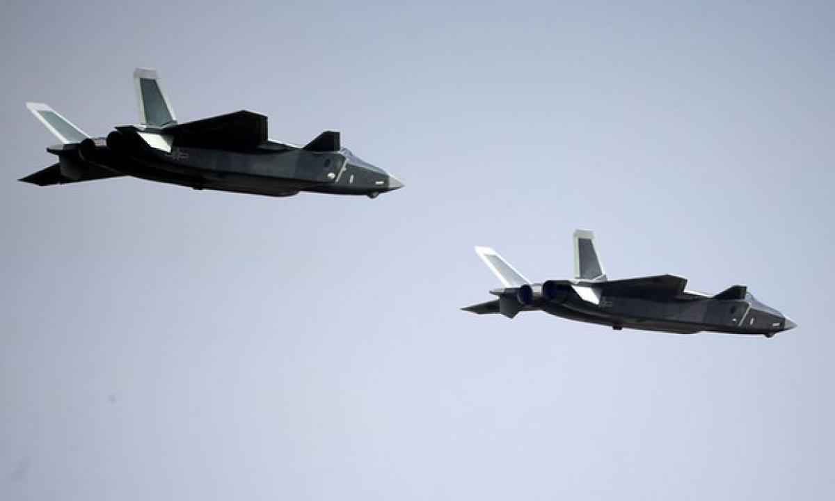 Chinas J-20 stealth jet introduced in a 60-second flypast