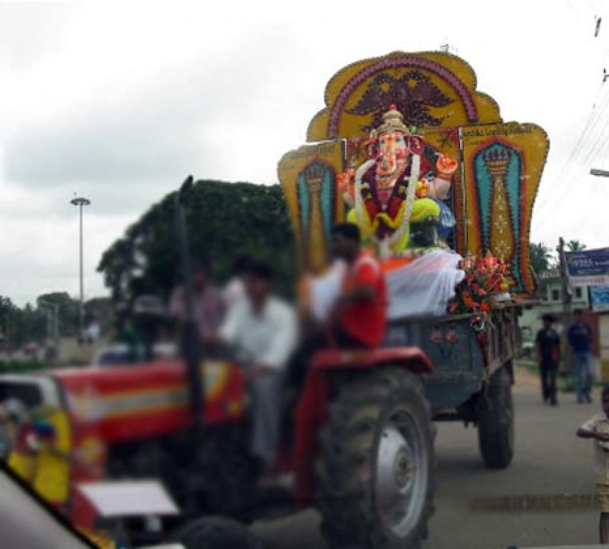 Three electrocuted in Adilabad during Ganesh Immersion