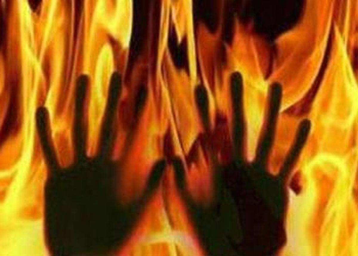 Girl suffers burns while attempting to light a stove