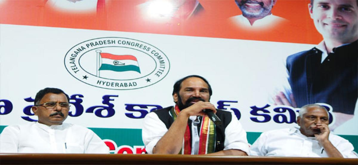 Congress excoriates Modi, KCR governments for ryots’ woes