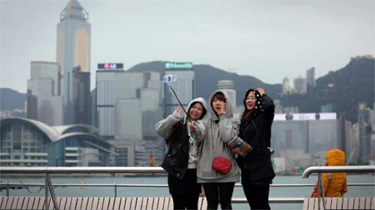 Hong Kong hit by coldest temperatures