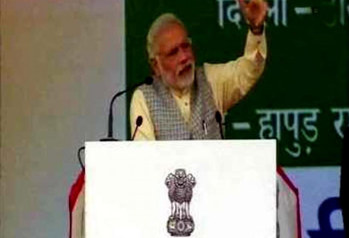 Interlinking roads key to Indias growth: PM Modi