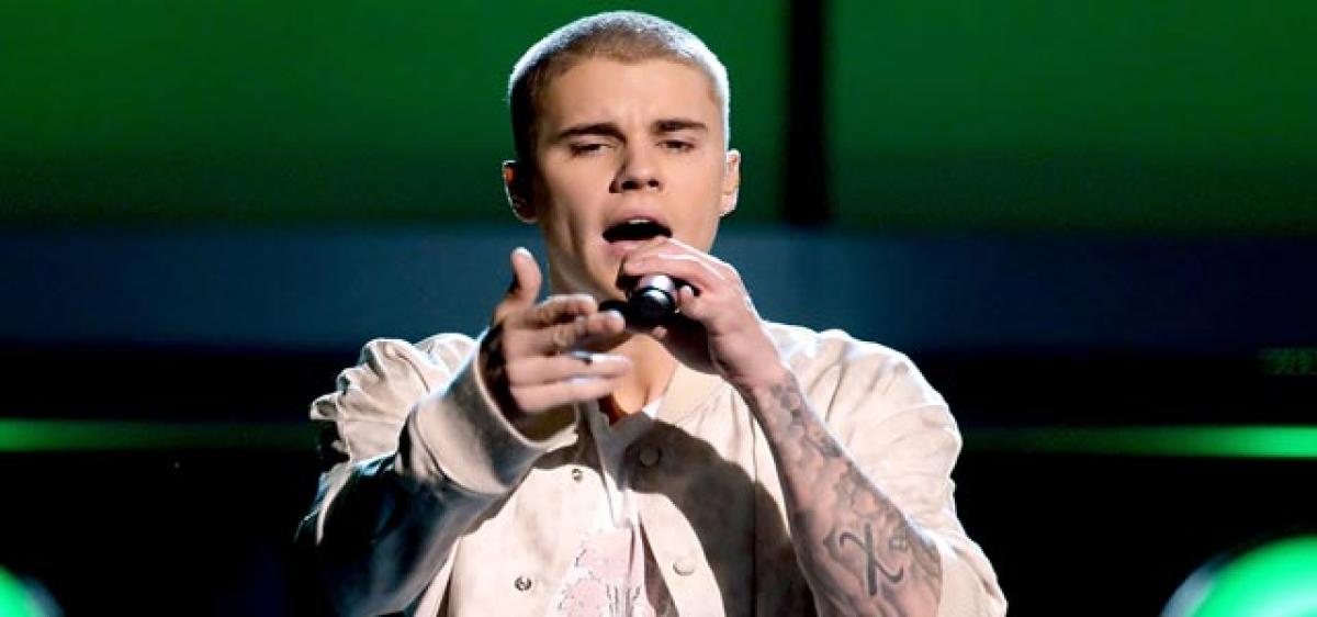 Justin Bieber planning special surprise for fans