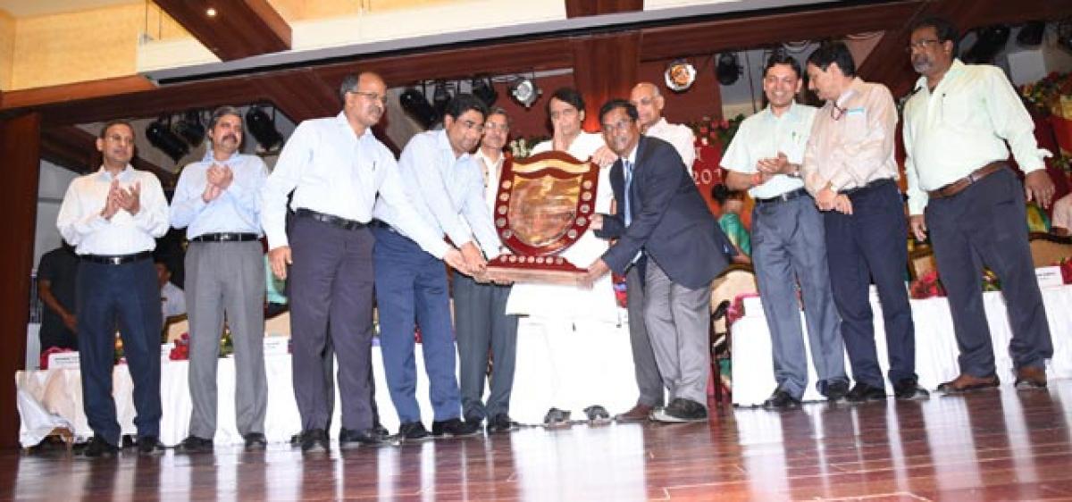 South Central Railway tops in performance and efficiency
