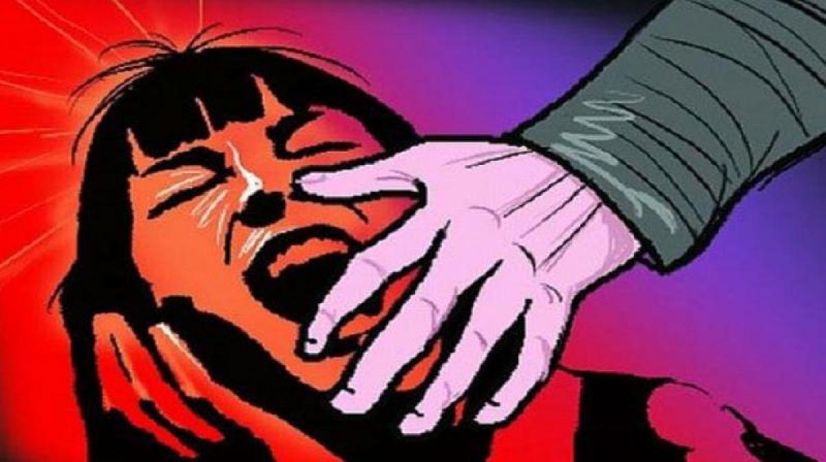 Madhya Pradesh: Minor girl molested; 3 including step-father held