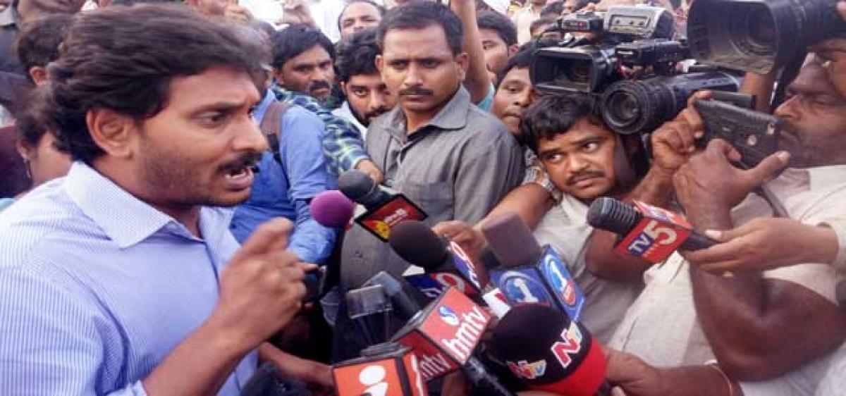 Jagan demands 20 lakh ex-gratia to Hirakhand Express accident victims kin