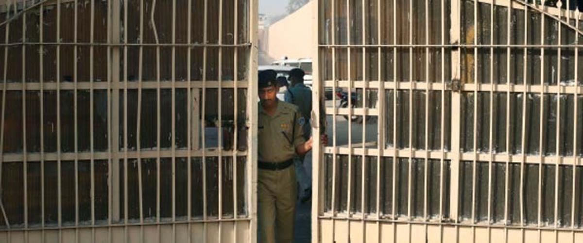 Delhi gangrape accused allegedly brutally assaulted by jail inmates