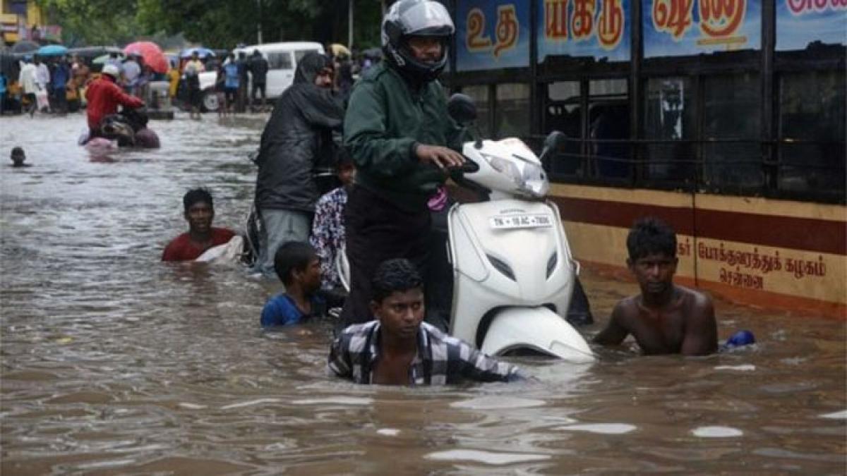 Post deadly floods in Tamil Nadu, Jayalalithaa seeks funds for relief and restoration works