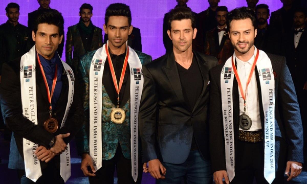 Hrithik Roshan announces winner of the Mr India 2016