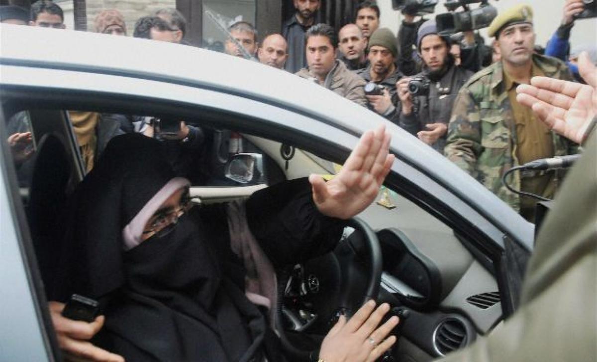 Asiya Andrabi addresses Saeed rally over phone, triggers controversy