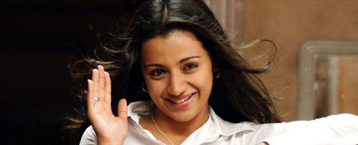 Trisha amazed at Zaheerabad crowd conduct