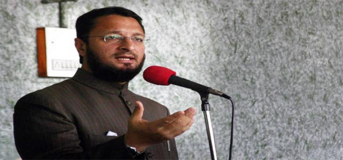 BJP raking up mandir issue with eye on UP polls: Owaisi