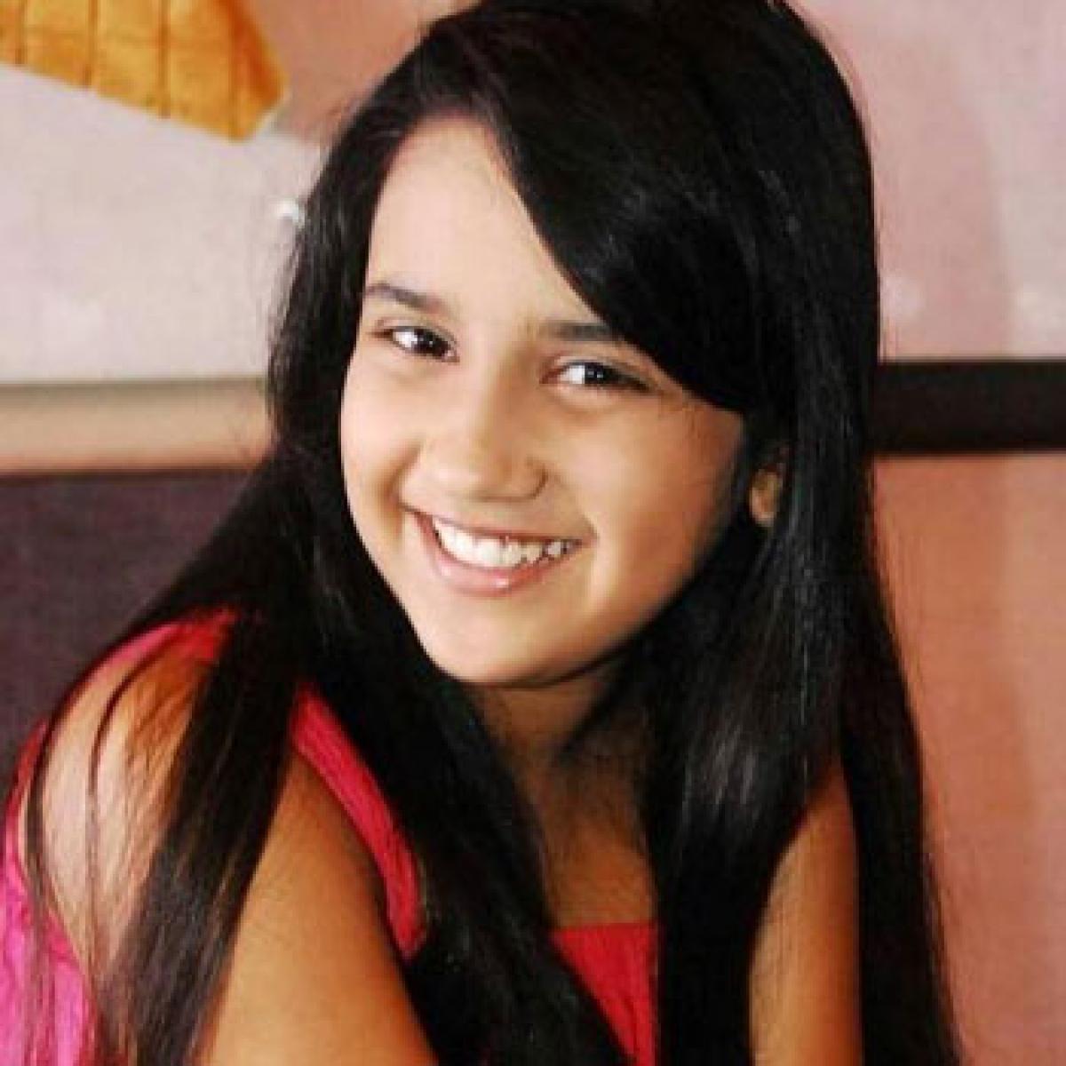 Roshni Walia wraps up shoot for Yeh Vaada Raha!