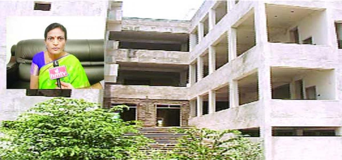 Vaastu hits Nizamabad new municipal corporation building