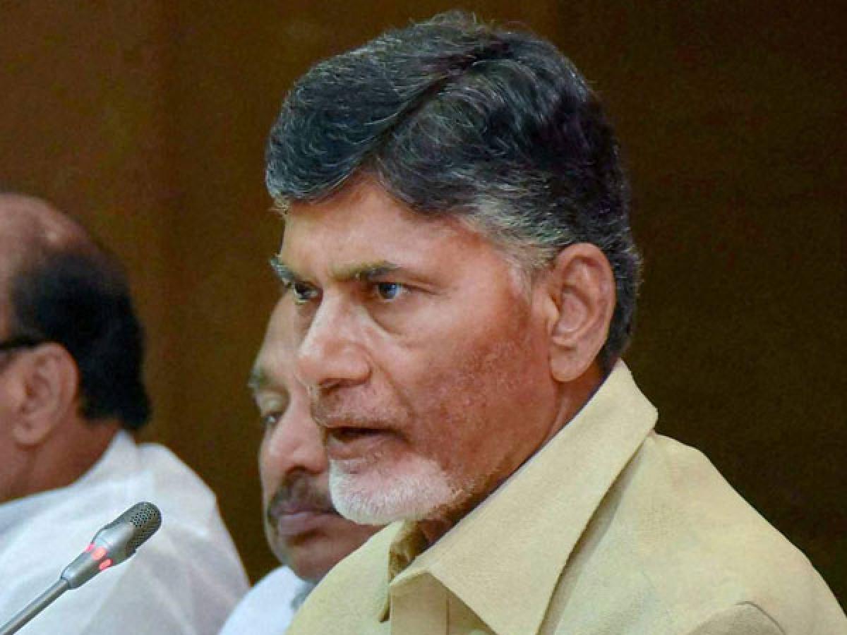 Chandrababu refutes YSRCP allegations on party defectors