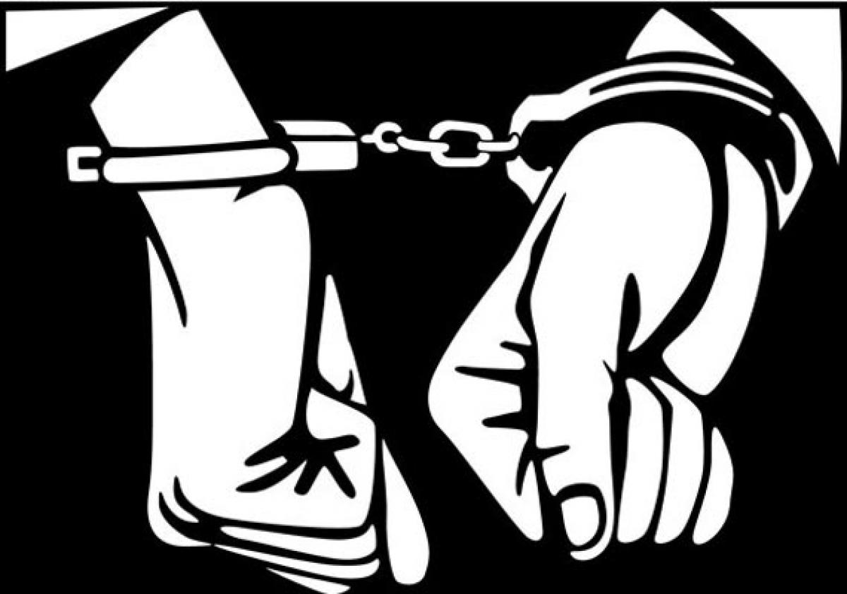 Two arrested for duping jobless youth