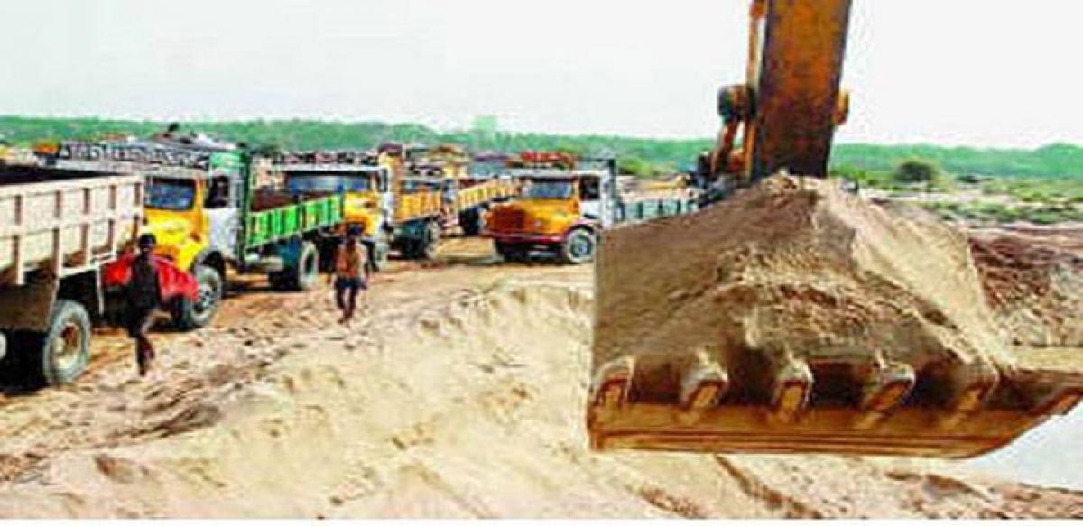 NGT notices to AP, Telangana on sand mining