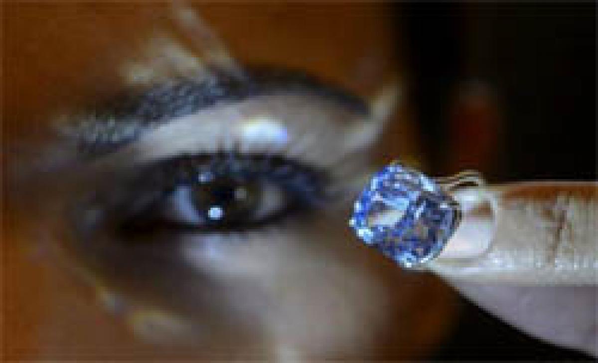 Coloured diamonds set to break records at Geneva auctions