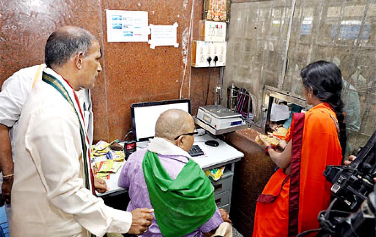 TTD EO inspects laddu counters