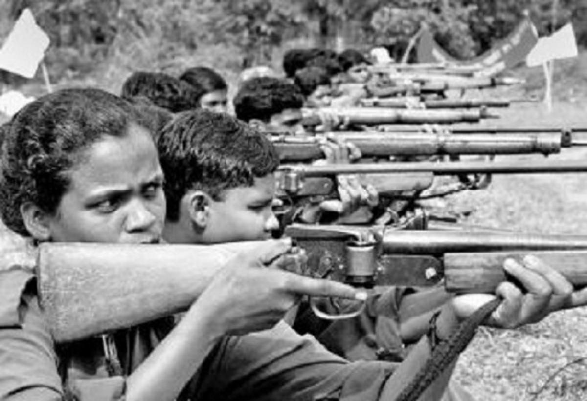 Children in Indian Maoist ranks