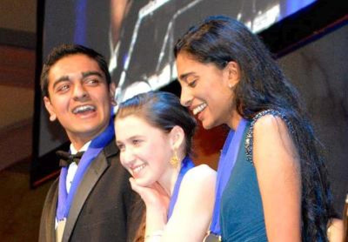 Two Indian-Americans win first place in science contest