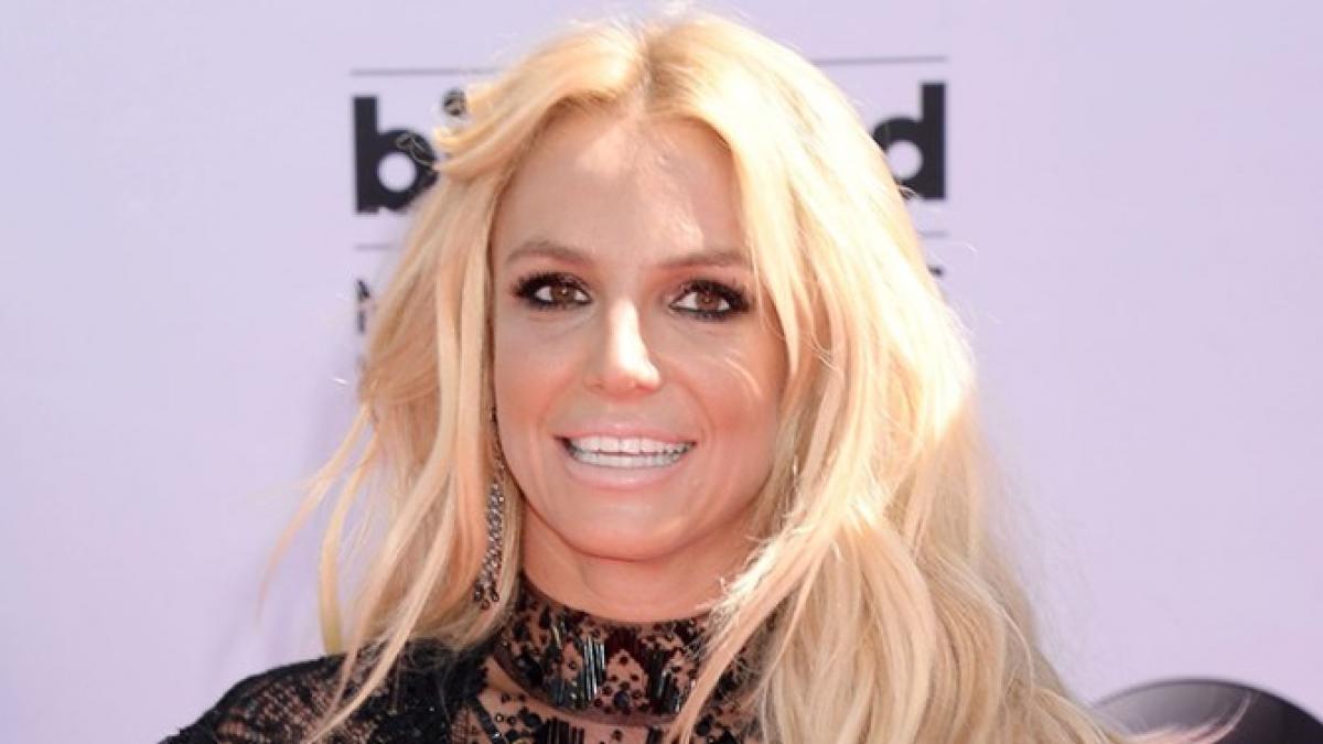 Britney Spears becomes victim to Twitter hack, death hoax