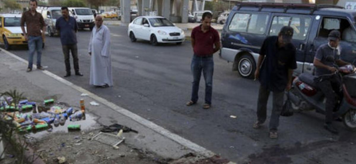 Suicide bombing kills 4 in Baghdad