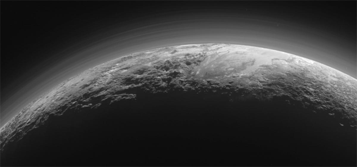 NASA probe finds hint of cloud on Pluto