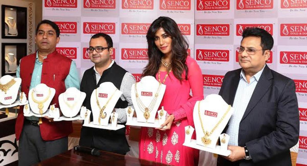 Spotted: Chitrangada Singh at Commercial Street Bengaluru