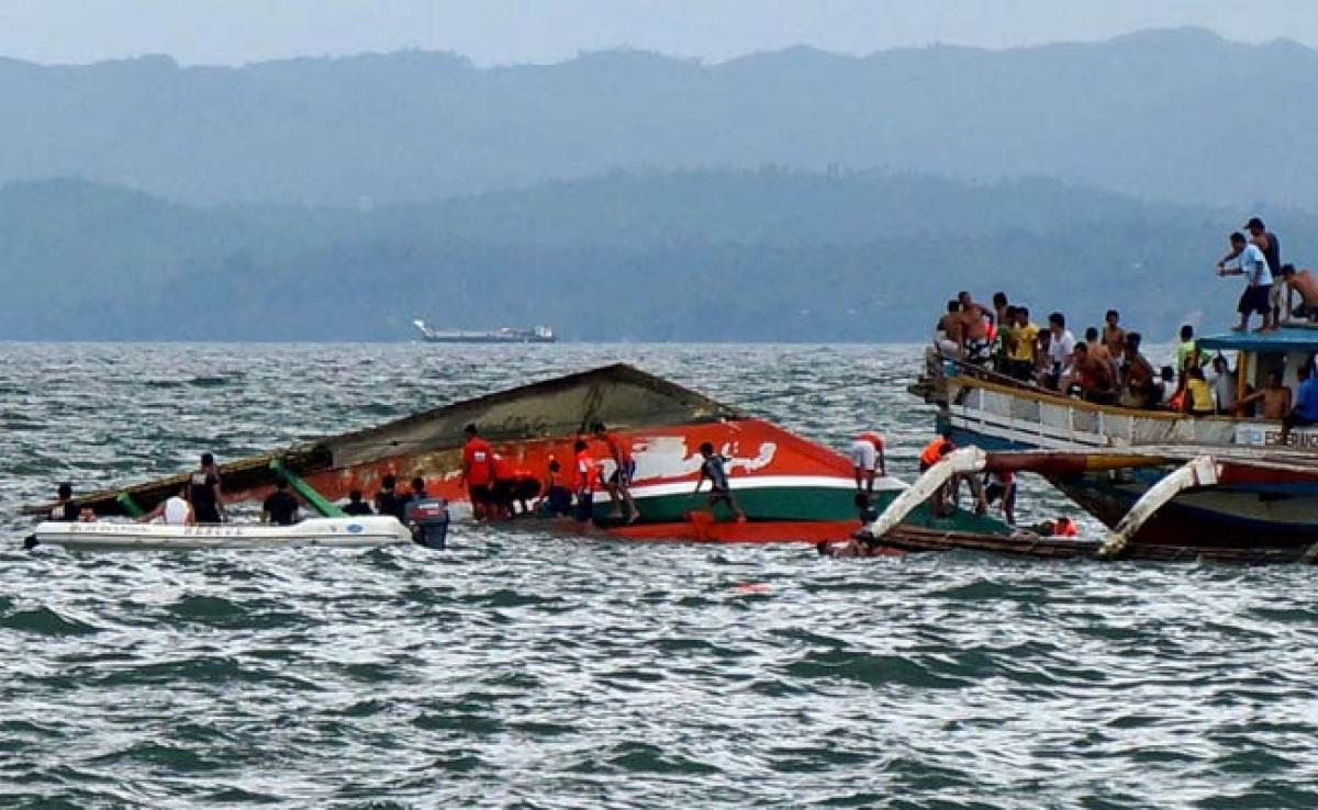 Anguish as More Bodies Pulled From Capsized Philippine Ferry
