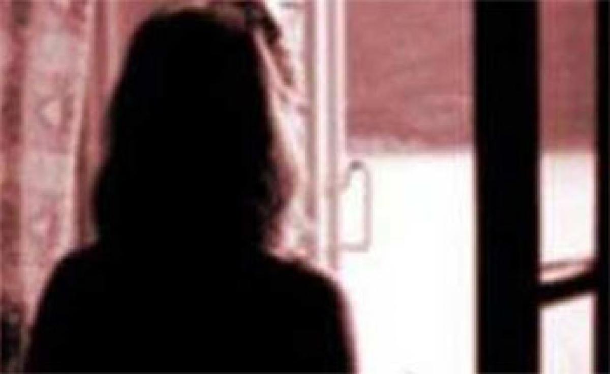 27-Year-Old Model Allegedly Commits Suicide In Mumbai