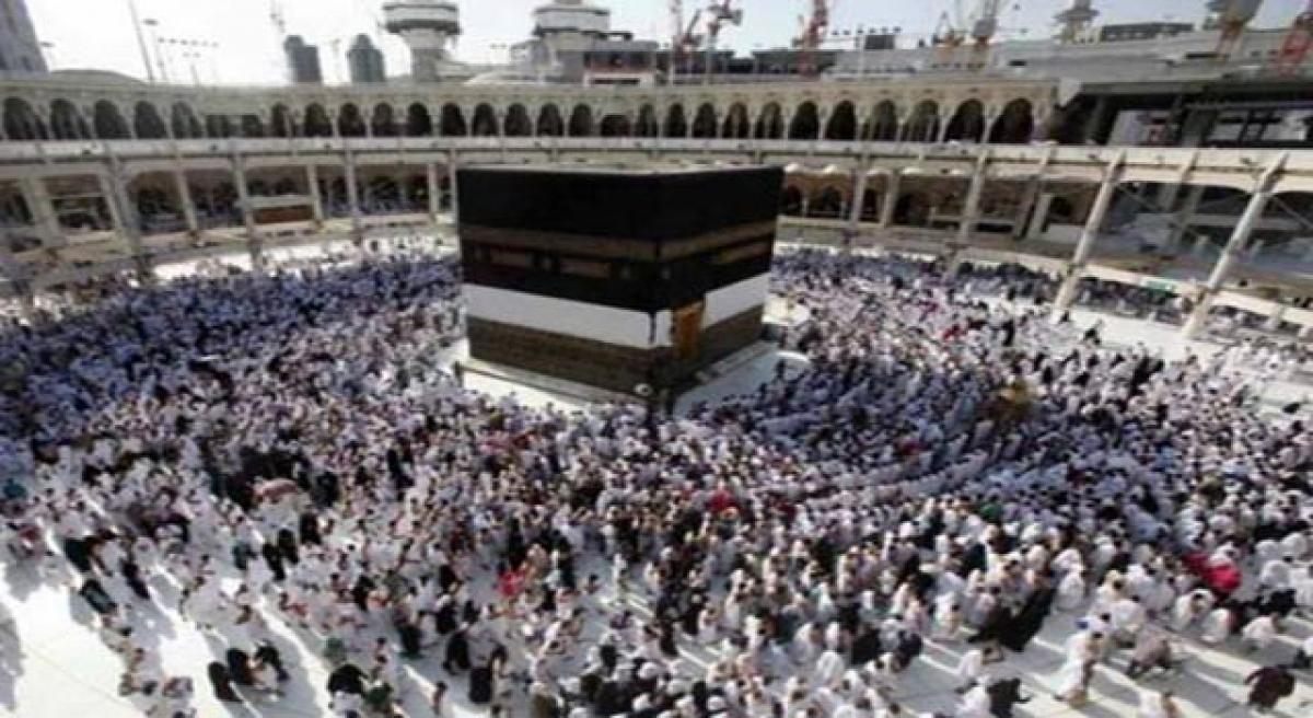 18 injured in Mecca stampede.