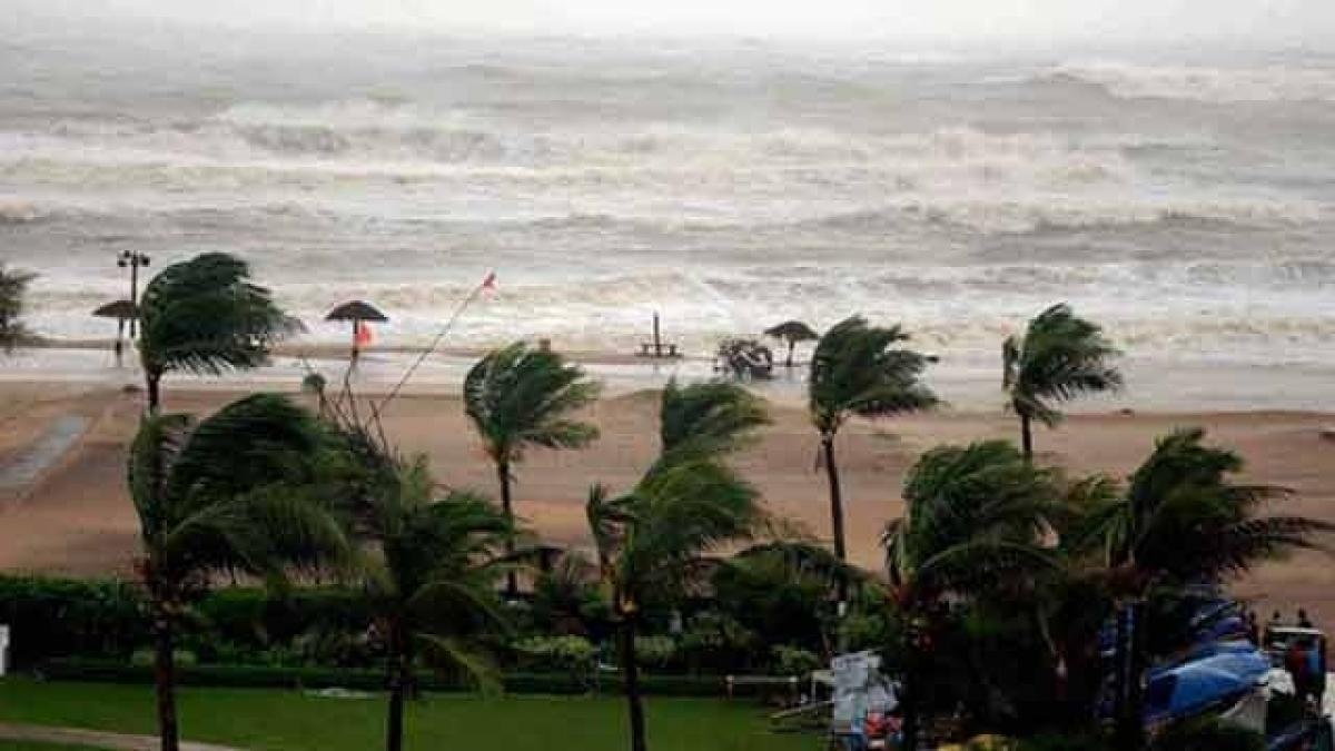 Cyclonic storm likely to hit Tamil Nadu coast on Dec 2