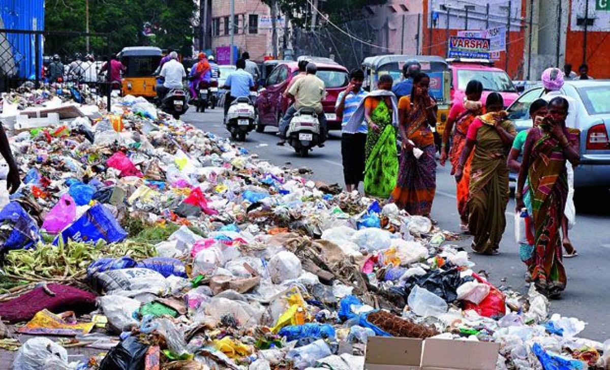 Garbage piles up owing to the Municipal workers indefinite strike