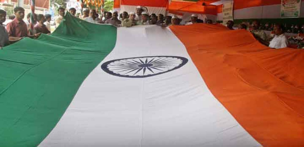 4.7 km national flag to be unveiled on Gandhi Jayanti