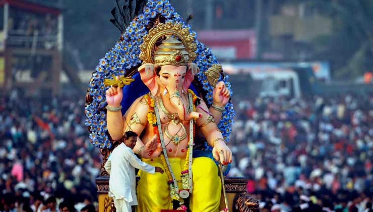 Top Ten Ganesh festival songs in Bollywood by Pocket News Alert