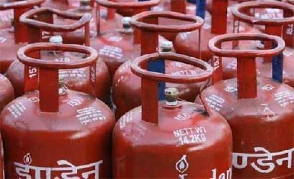 Cabinet nod to Pradhan Mantri Ujjwala Yojana-Scheme to Provide Free LPG connections to Women from BPL Households 